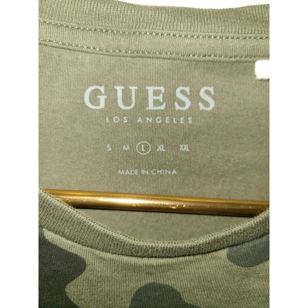 Guess T Shirt Mens L Green Camo Short Sleeve Crew Neck Tee Los Angeles - Picture 6 of 7